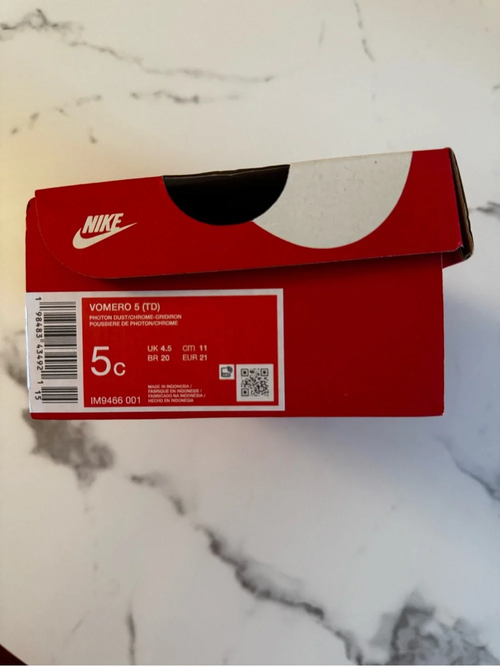 NEW Infant Nike Vomero 5 Sneakers